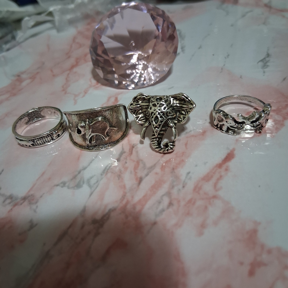 Silver Elephant and Animal Motif Ring Set